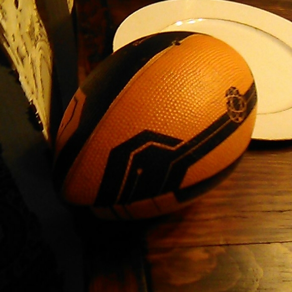 Football - Picture 3 of 4